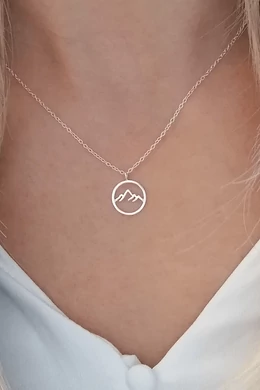 Still Peaks hegy motívumos ezüst nyaklánc | Minimal ékszer