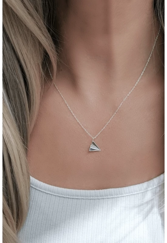 Ezüst Nyaklánc Origami Papírrepülő Medállal – 925 Sterling Elegáns Ékszer